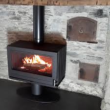 Купить Печь-камин Invicta Elton в интерьере чугунная в Барановичах в Барановичах