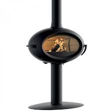 Купить Печь-камин Invicta Brio в интерьере чугунная в Барановичах в Барановичах
