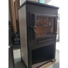 Стальной печь-камин в интерьере ЭТНА (Панорама) с плитой и ТО Амазонка бай фото в Барановичах