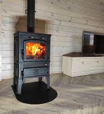 Печь-камин чугунный FireWay Dacha в интерьере чёрный Амазонка бай фото в Барановичах