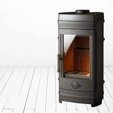 Печь-камин Invicta Cassine чугун в интерьере Амазонка бай фото в Барановичах