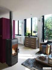 Печь-камин чугунный Invicta Gomont в интерьере Амазонка бай фото в Барановичах