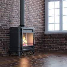 Печь-камин Invicta Siam в интерьере Амазонка бай фото в Барановичах