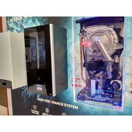 Конденсационный газовый котел Ariston GENUS ONE SYSTEM 24 в Барановичах